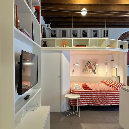 Ringhiera 22 - Riccardo's Luxury Loft In Porta Romana Apartment